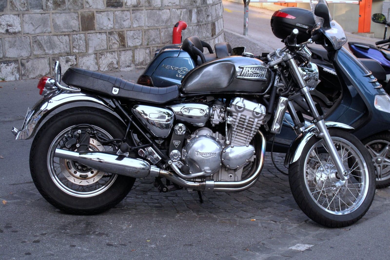 Royal Enfield Classic 350, another angle