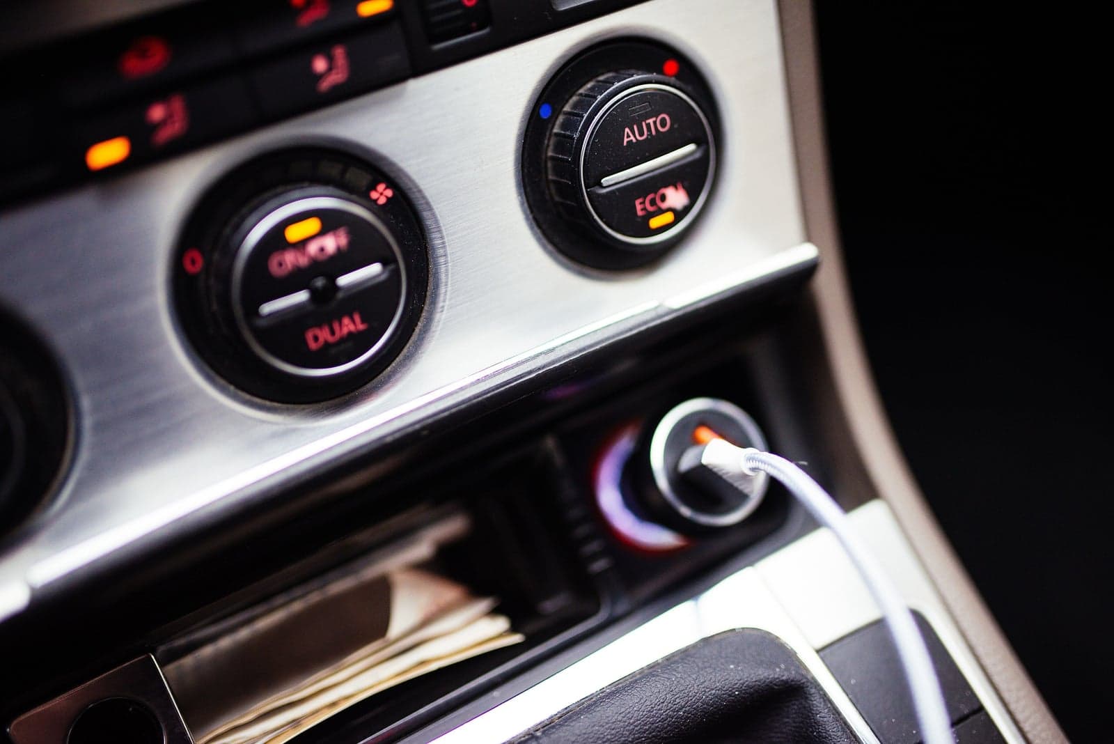 Tata Tiago XZ climate control detail